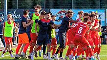 Der 1. FC Rielasingen-Arlen will, wie hier nach dem 3:2-Siegtreffer von Nico Kunze im Verbandspokalduell, am Freitagabend auch gegen den ...
