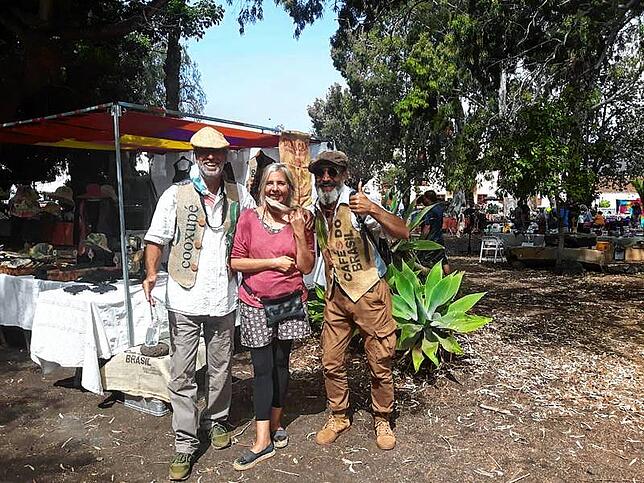 Eddy Reiser (von links) und seine Lebensgefährtin Silke Killmer mit einem spanischen Freund auf La Palma. Damals ahnten sie noch nicht, ...