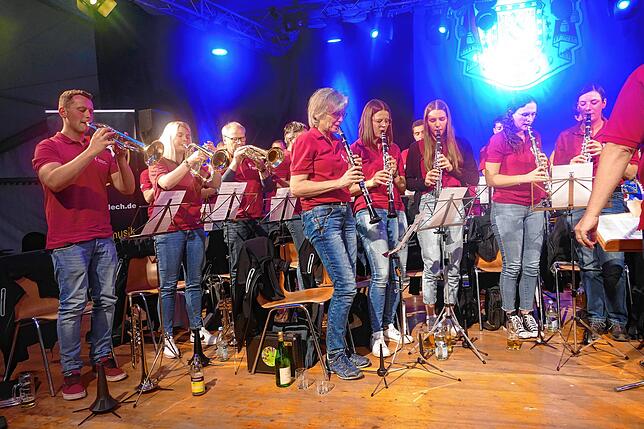Bild 9: Bergfest in Fürstenberg: So schön ist der erste Tag