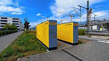 Die DHL-Packstationen am Haltepunkt Petershausen. Sie stehen dort bereits seit längerer Zeit, doch in der Konzilstadt kommen auch immer ...