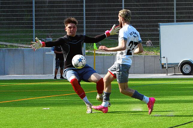 Bild 28: Linzgauer Titelparty! So bejubelt der FC Aramäer Pfullendorf die Meisterschaft