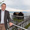 Gunter Schöbel leitet seit 1994 das Pfahlbaumuseum. Für seine Verdienste rund um die Welterbe-Stätte erhält er das Bundesverdienstkreuz.