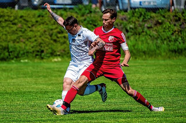 Bild 13: SV Eggingen überrascht mit 2:1-Sieg gegen Spitzenreiter FC Tiengen 08 II &ndash; und wir haben Bilder!