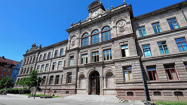 Zukunft geregelt: Der Name des neuen Schulleiters am Humboldt-Gymnasium zirkuliert bereits. An zwei anderen Schulen in Konstanz gibt es ...
