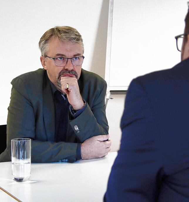Konzentriert: Martin Gruner hat eine Menge vor. Nächste große Herausforderung wird die Kommunalwahl, wo er für die Freien Wähler um ein ...