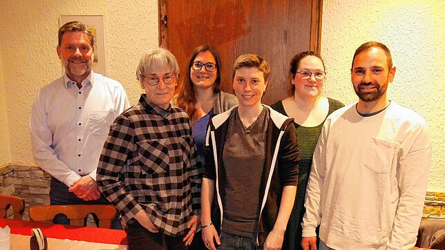 Die Kandidaten auf der Liste &bdquo;Gemeinsam für Schwörstadt&ldquo; (von links): Thomas Schneider, Irene Knauber, Yvonne Maschat, ...