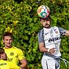Stark: Patrik Braun (rechts) steigt beim 3:2-Sieg des VfB Waldshut gegen den FV Herbolzheim hoch zum Kopfball.