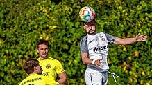 Stark: Patrik Braun (rechts) steigt beim 3:2-Sieg des VfB Waldshut gegen den FV Herbolzheim hoch zum Kopfball.