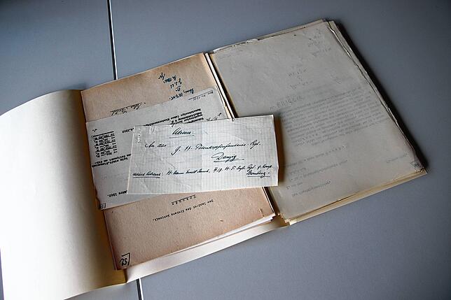 Eine Notiz über eine damals aktuelle Adresse von Ewald Jauch.