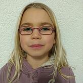 Marietta Marchesi, Grundschülerin: "Die Schule soll ein Satteldach und gläserne Böden haben. Es soll ganz viele Tiere geben, ...