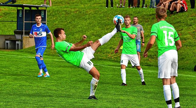 Bild 29: FC Erzingen besiegt Verfolger SG Mettingen/Krenkingen knapp mit 2:1 &ndash; und wir haben die Bilder!