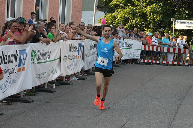Bild 19: Hardy Flum gewinnt den 9. Klettgaulauf des TV Erzingen &ndash; und wir haben die Bilder!