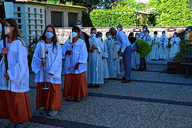 Erstkommunion der katholischen Kirchengemeinde St. Georg: Zur zweiten Gruppe der St. Georgener Kommunikanten gehören Maximilian Müller, ...