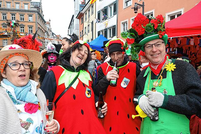 Bild 9: Narrenmarkt 2025: Alle Bilder von den Besuchern auf der Marktstätte