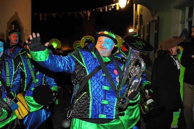 Bild 18: Konstanzer Straßenfasnacht 2025: Weiter geht‘s – auch am Fasnachtssamstag sind die Narren los