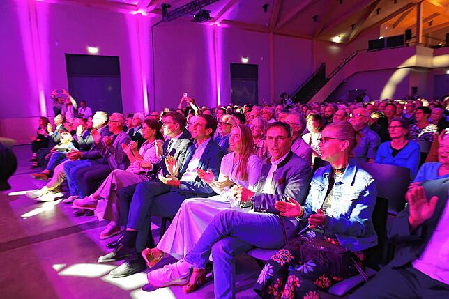 Bild 5: Große Eröffnungsfeier der Scheffelhalle in Singen – die schönsten Fotos vom Abend