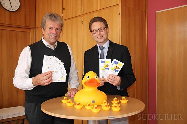 Hermann Dollak, Activity-Beauftragter des Lions-Clubs, sowie Udo Burk, Präsident des Lions-Clubs, blicken mit Vorfreude auf das ...