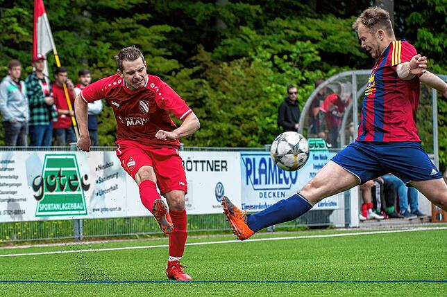 Bild 27: FC Bergalingen feiert den Titel durch einen 3:2-Sieg gegen den SV Buch II &ndash; und wir haben Bilder!