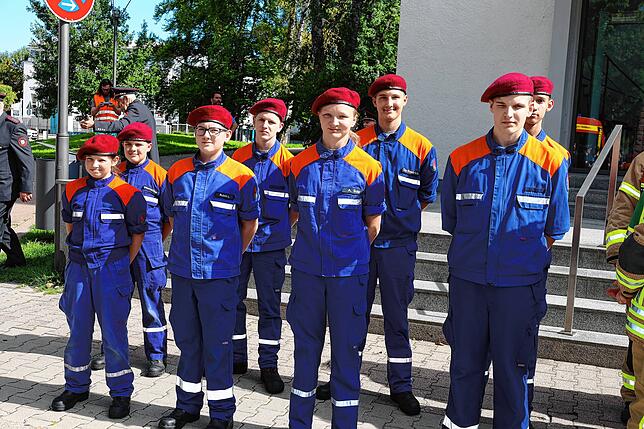 Bild 2: Die Feuerwehr Villingen demonstriert ihr Können bei der Hauptprobe