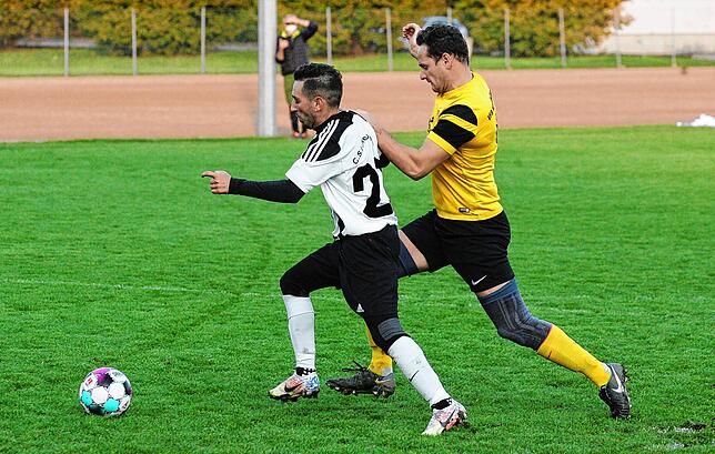 Bild 1: VfR Horheim-Schwerzen feiert gegen C.S.I. JR Laufenburg einen klaren 6:1-Erfolg &ndash; und wir haben die Bilder!