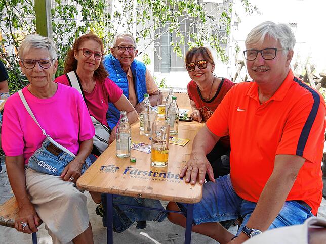 Bild 11: So schön war es auf dem Scheunenfest in Schlatt am Randen