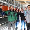 Familie Bucher hat den Milchbetrieb aufgegeben und investiert in einen besonders tiergerechten Hühnerstall mit 7810 Tieren. Von links: ...