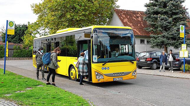 Die Endhaltestelle der Busfahrlinien in Öhningen.
