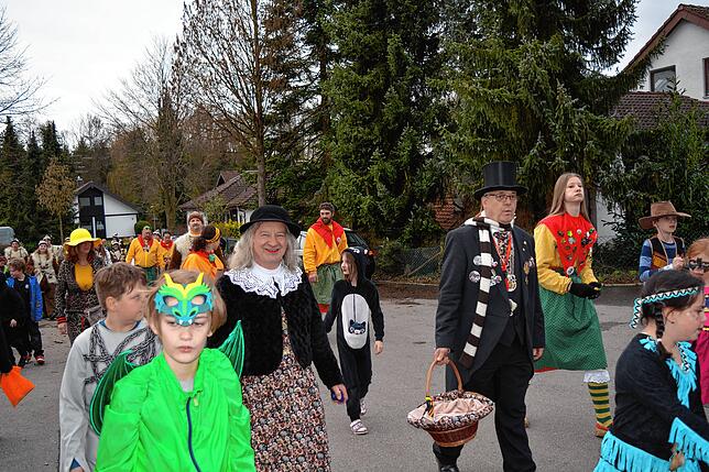 Bild 8: Bilder vom schmotzigen Dunschtig in Hepbach und Leimbach