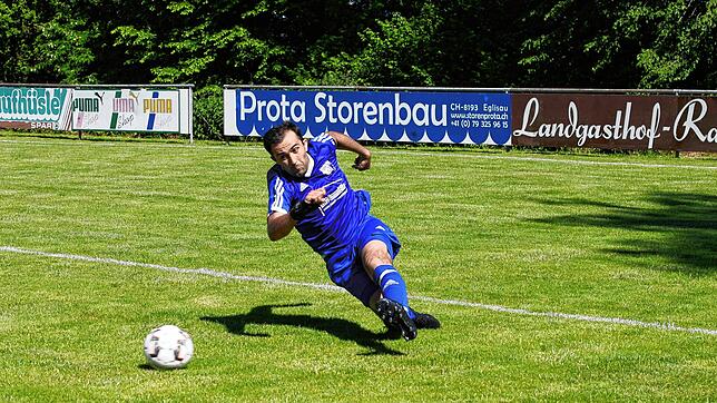 Vorwärtsgang: Der SV BW Murg will es diesmal wissen und peilt den Bezirksliga-Aufstieg an. Eine wichtige Stütze im Team ist Routinier ...