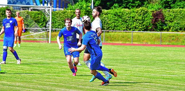 Bild 28: SG FC Wehr/Brennet besiegt den TuS Stetten mit 7:1 – und wir haben Fotos