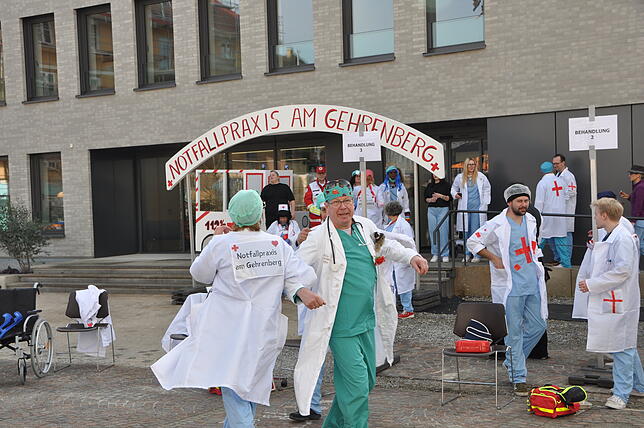 Bild 33: Fasnachtsfreude pur: Die schönsten Bilder vom Rathaussturm in Markdorf