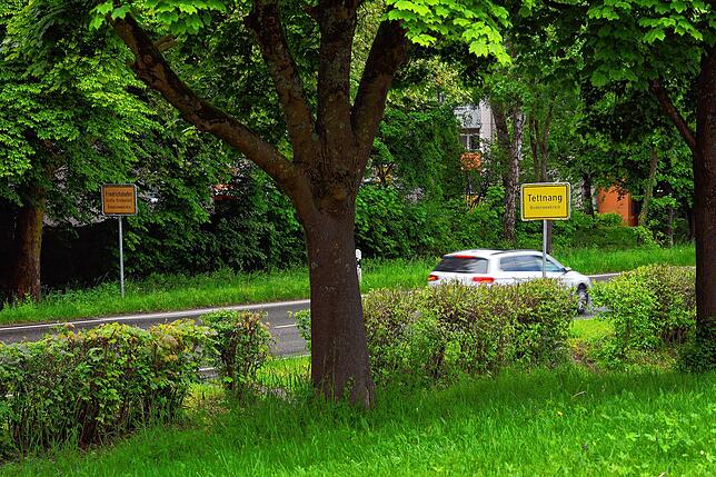 Moment mal: Geht es hier nun nach Friedrichshafen oder Tettnang hinein?