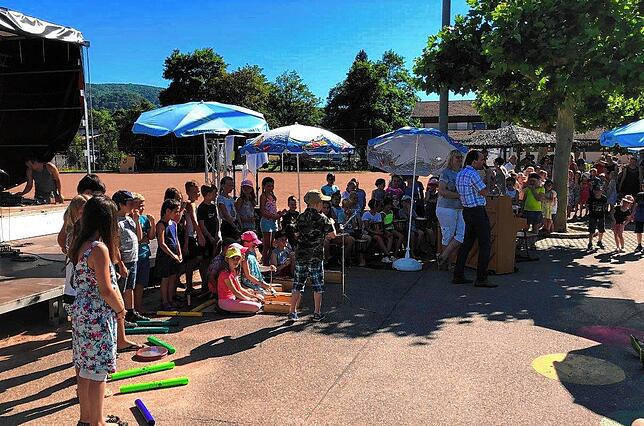 Der Förderverein der Grundschule Grießen freut sich auf das Mittsommerfest.