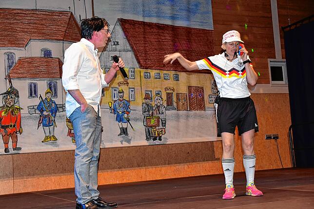 Bild 23: Die schönsten Bilder vom Bunten Abend des Heudorfer Narrenverein Heuliecher