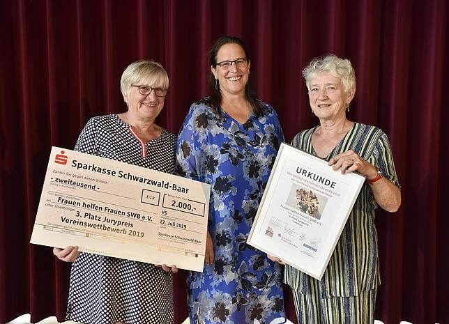 Mit 2000 EUro kann der Verein Frauen helfen Frauen Frauen in verschiedenen Notlagen helfen.