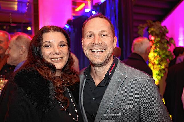 Heike und Steffen Wagenblast von der Widmann GmbH freuen sich auf die Singener Abendgesellschaft am Donnerstag, 7. November.