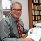 Jürgen Klöckler, Leiter des Konstanzer Stadtarchivs, hat eingehend recherchiert und ist über pikante Details in Verbindung mit der ...