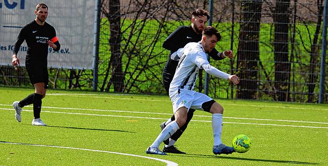 Bild 6: SG FC Wehr/Brennet holt ein 3:3 beim FC Wittlingen &ndash; und wir haben Bilder!