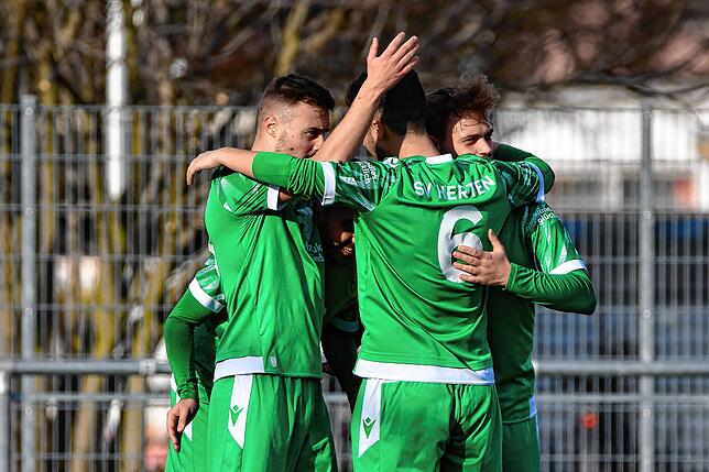 Bild 32: SV Herten feiert 8:2-Kantersieg gegen TuS Efringen-Kirchen &ndash; und wir haben Bilder!
