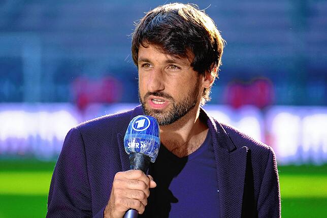 Der Ex-Fußball-Profi Thomas Broich ist mittlerweile als TV-Experte tätig – und wird auch von der umstrittenen ...