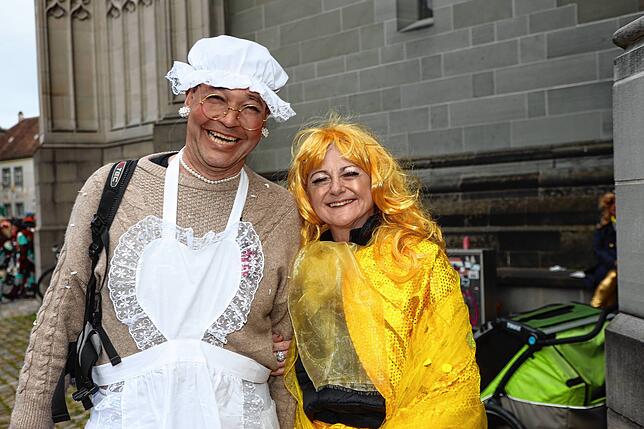 Bild 11: Bunt, bunter, Konstanzer Fasnacht: So fantasievoll geht es auf dem Münsterplatz zu