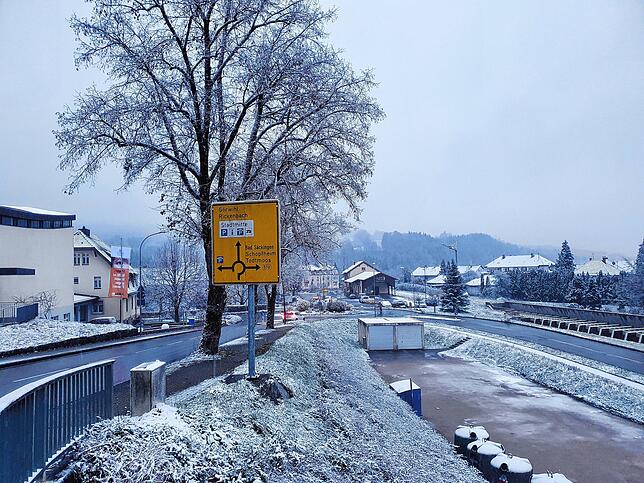 Blick zum Bahnhof in Richtung Hotzenwald.