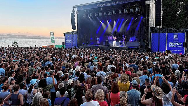 Bild 22: Alvaro Soler in Friedrichshafen: Konzert begeistert Besucher am Seeufer (Teil 2)
