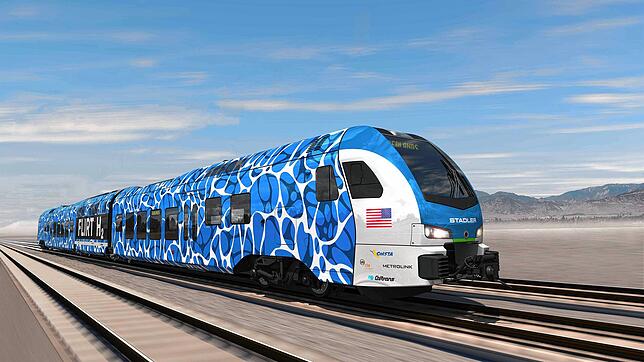 Der als Erlkönig bezeichnete Wasserstoffzug der Stadler Rail. Er wird zwischen Hemishofen und Ramsen getestet.