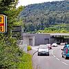 Reger Grenzverkehr bei Laufenburg: Auch Grenzgänger fahren hier täglich. Sie dürfen sich ebenfalls auf die Energiepreispauschale freuen ...
