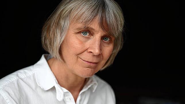 Die habilitierte Philosophin Barbara Schmitz ist heute Abend zu Gast in der Stadtbibliothek Engen und diskutiert auf Einladung des ...