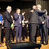 Sein Wehrer Amtskollege Michael Thater gratuliert Bürgermeister Alexander Guhl zur Wiederwahl, weitere Bürgermeister stehen bereit für ...