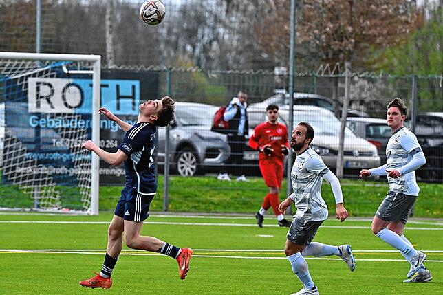 Bild 11: TuS Efringen-Kirchen besiegt SV Blau-Weiß Murg mit 6:2 &ndash; und wir haben Bilder!