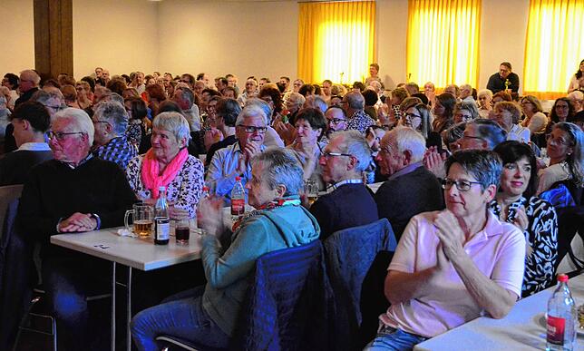 Rock und Pop spricht alle im Saal an.
