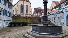 An der Mauer zwischen Kirche und Hechtbrunnen ist eine Boulderwand geplant.